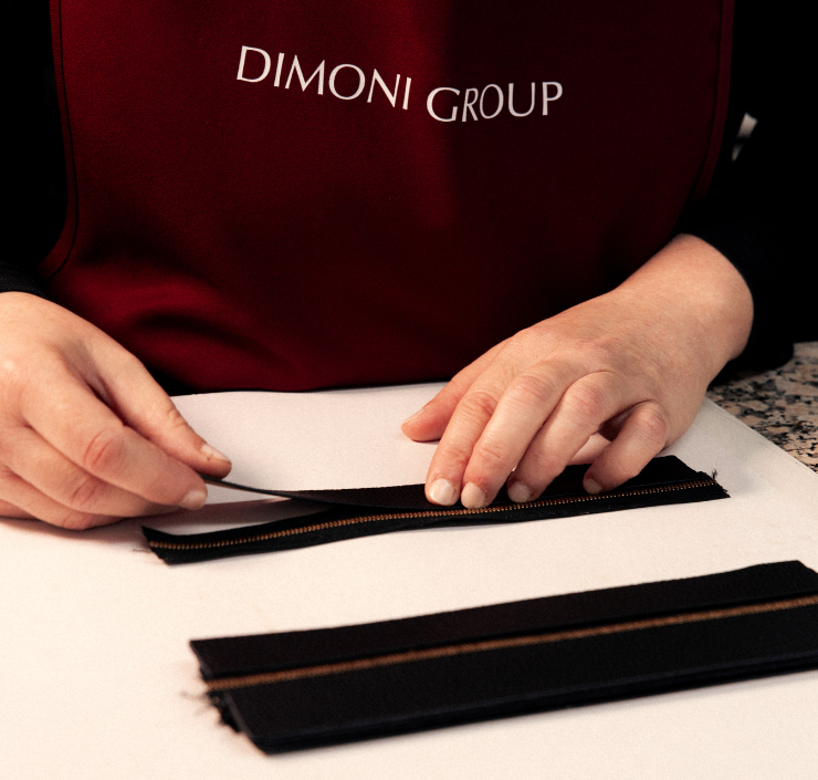 Bolso artesanal de piel de Dimoni Group